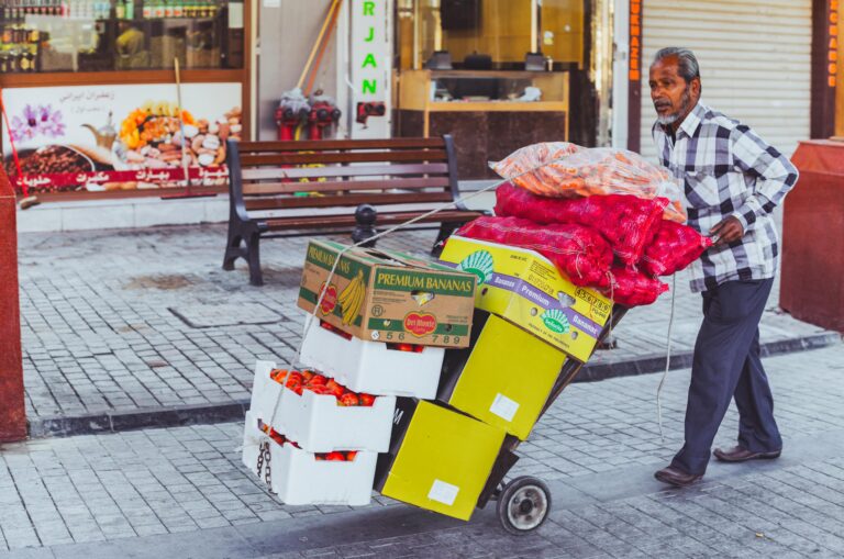 Middle East fruit import