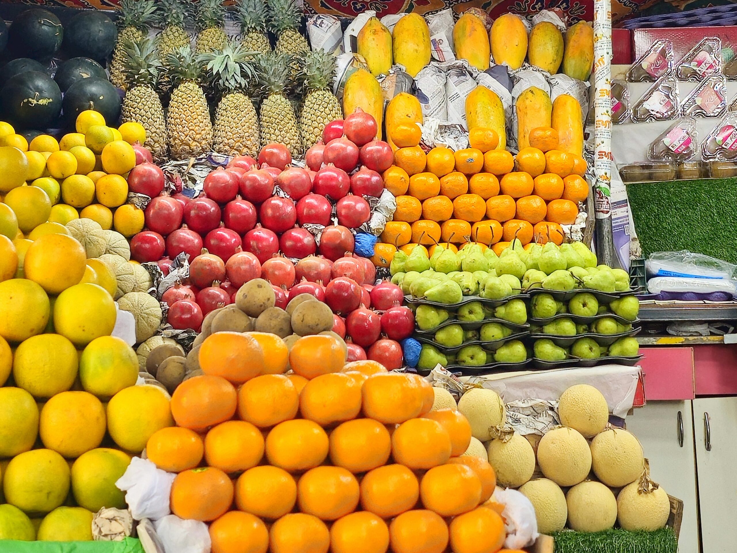 Middle East fruit import